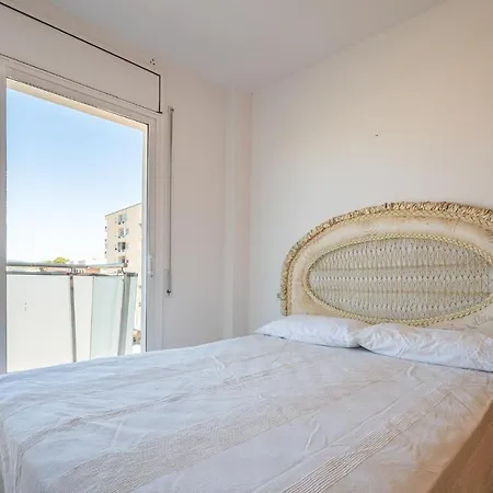 At093 Baix A Mar Apartament